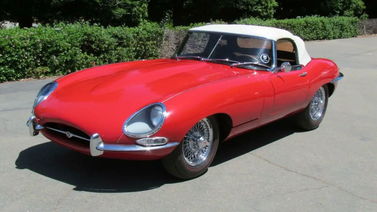 1962 Jaguar E-Type convertible