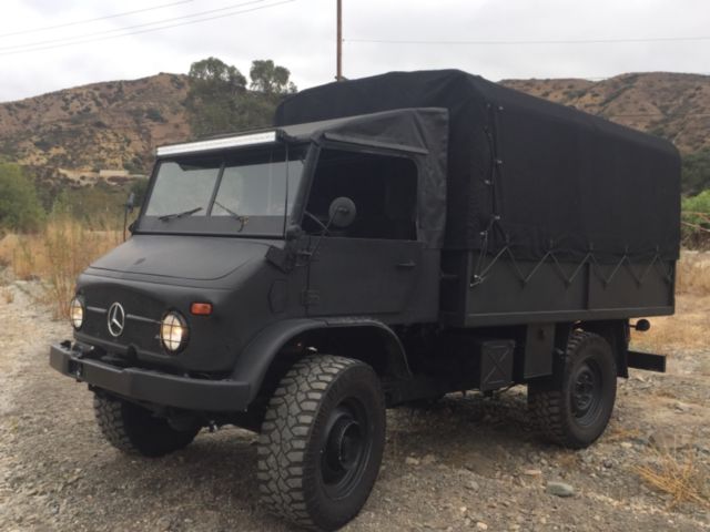 1962 Mercedes-Benz 404 Bugout escape vehicle