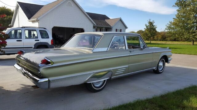 1962 Ford Meteor S-33