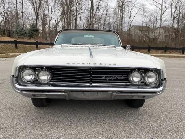 1962 Oldsmobile Ninety-Eight Base