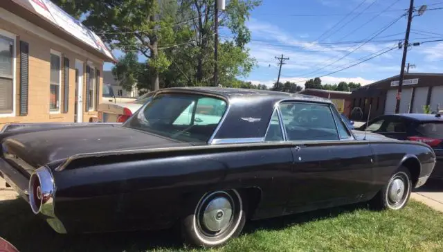 1962 Ford Thunderbird