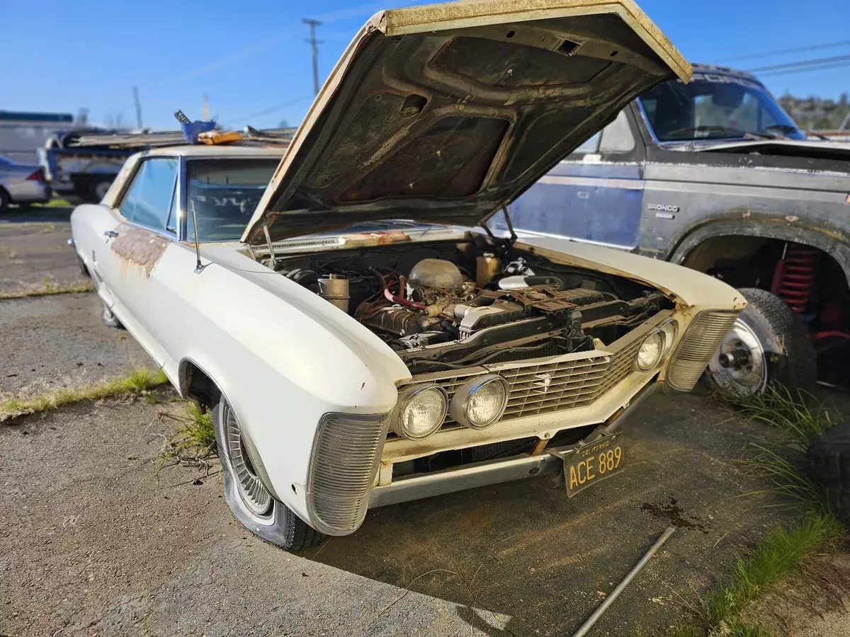 1963 Buick Riviera unk