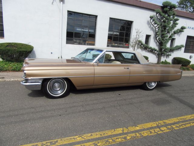 1963 Cadillac DeVille ORGIANAL BEIGE LEATHER