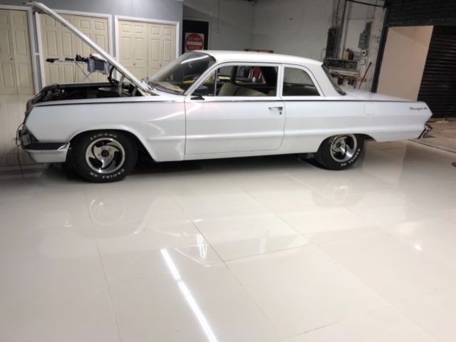 1963 Chevrolet Bel Air/150/210 Biscayne 2 door sedan