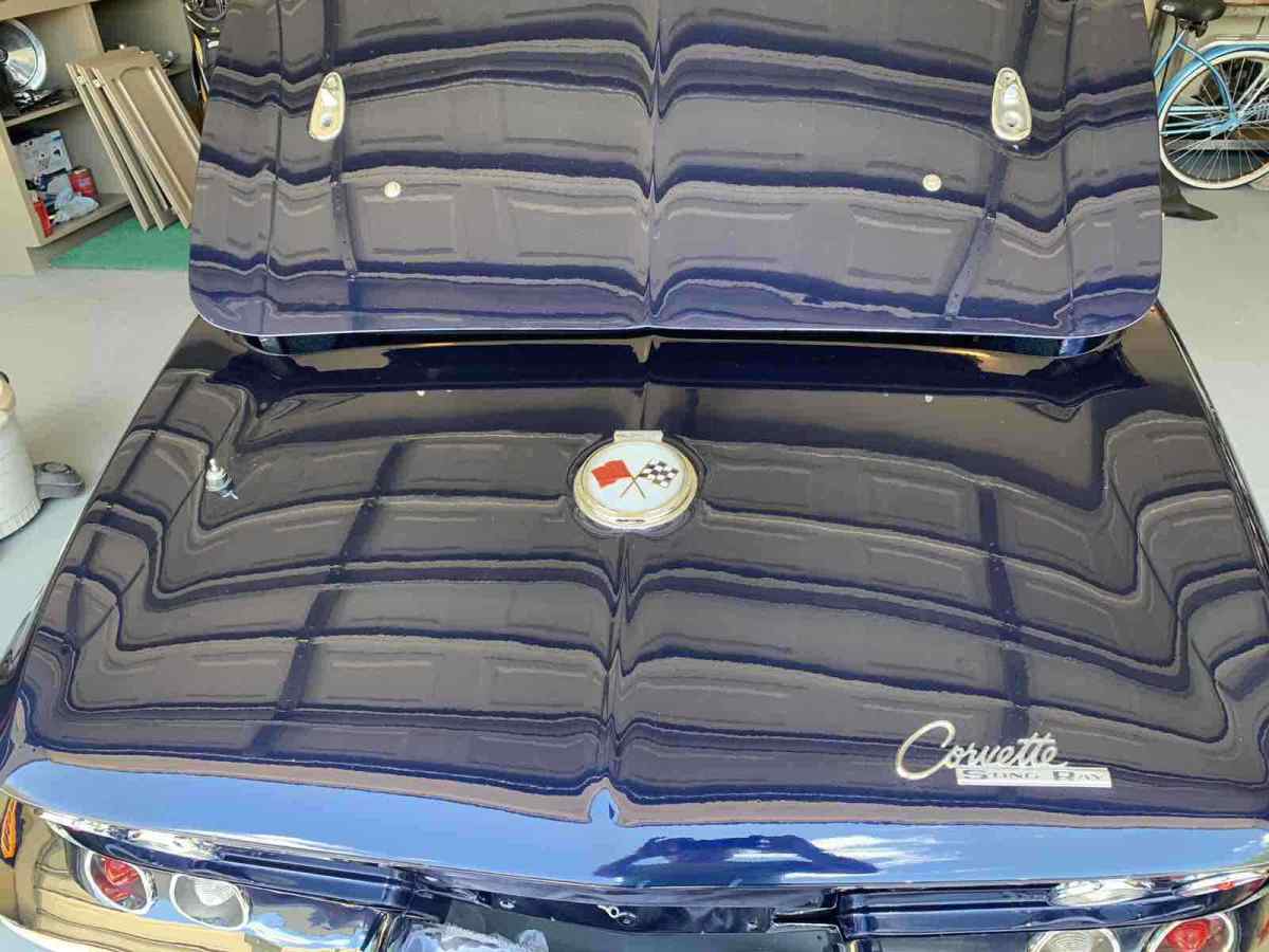 1963 Chevrolet Corvette blue cloth/fiberglass