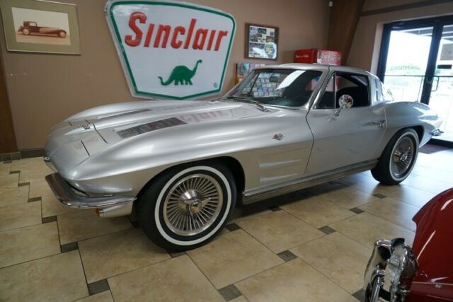 1963 Chevrolet Corvette Split Window