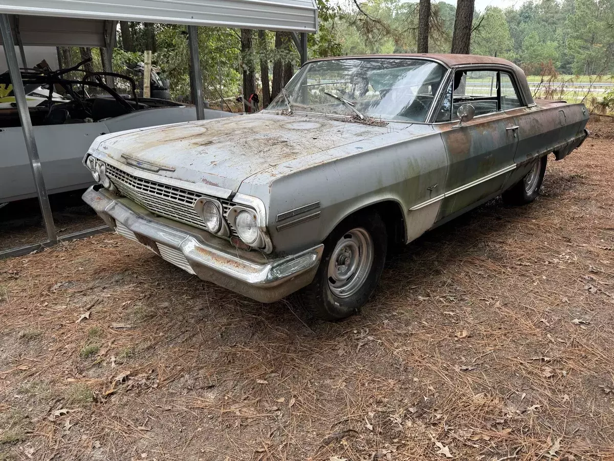 1963 Chevrolet Impala sport coupe