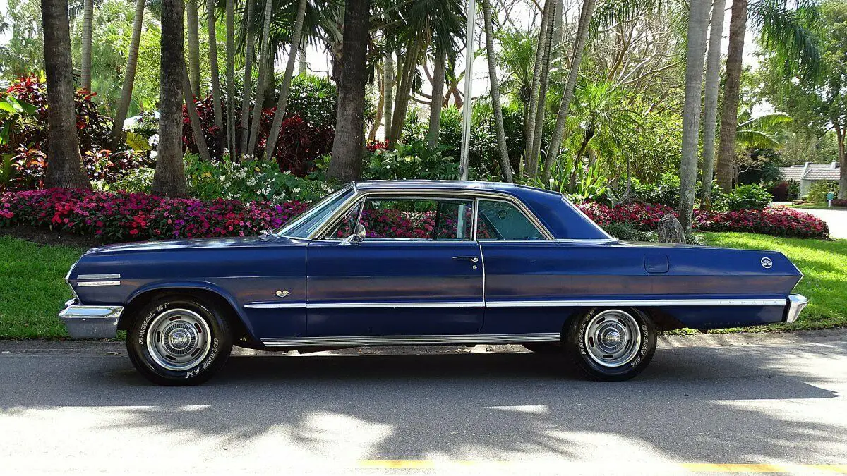 1963 Chevrolet Impala SUPER SPORT