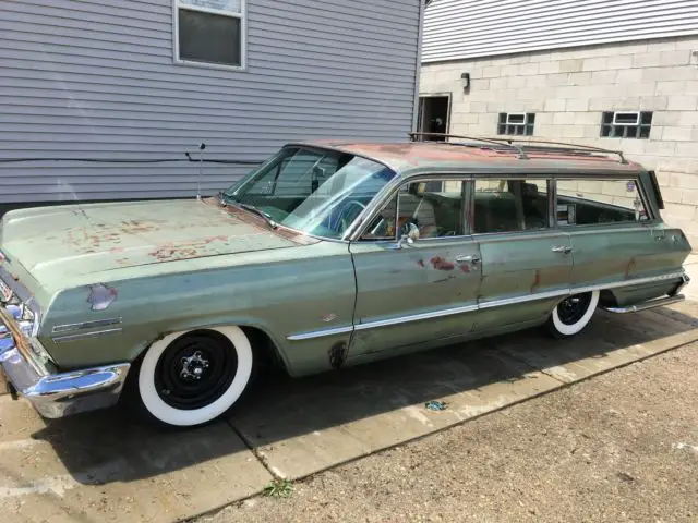 1963 Chevrolet Impala 6 PERSON WAGON