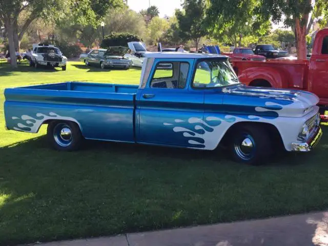 1963 Chevrolet C-10 Blue/White