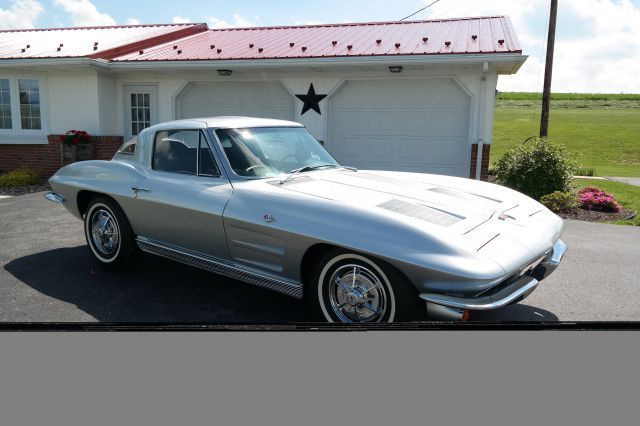 1963 Chevrolet Corvette 4)NCRSTOPFLIGHTS*BLOOMINGTONGOLDCERTIFIED