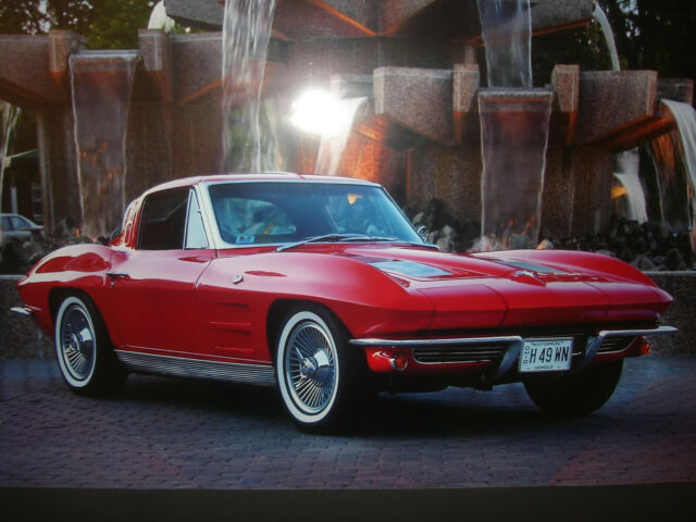 1963 Chevrolet Corvette SPLIT WINDOW COUPE ***AWARD  WINNER***