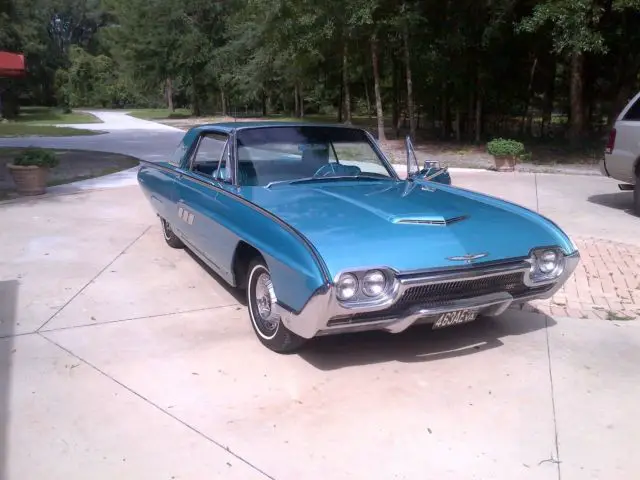 1963 Ford Thunderbird Chrome