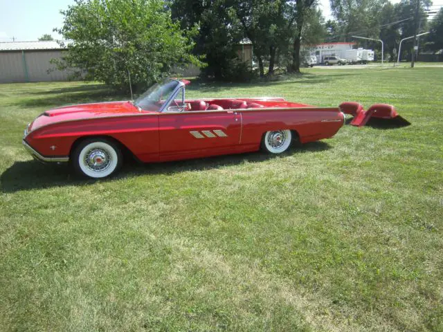 1963 Ford Thunderbird