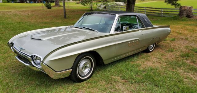 1963 Ford Thunderbird Landau