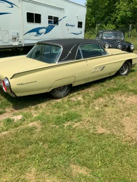 1963 Ford Thunderbird