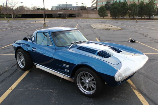 1963 Chevrolet Corvette Grand Sport Coupe