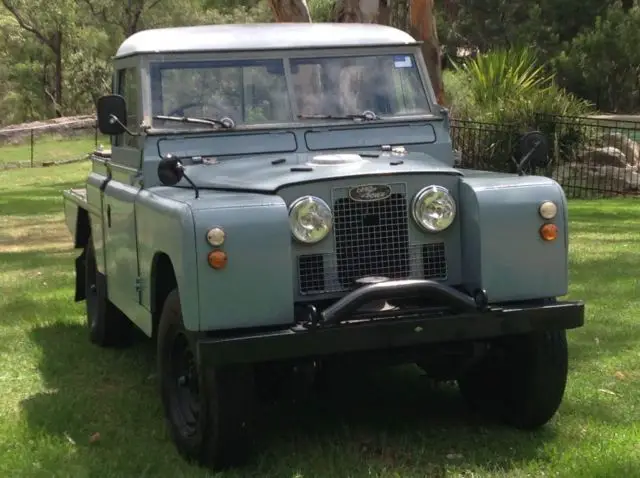 1963 Land Rover Defender