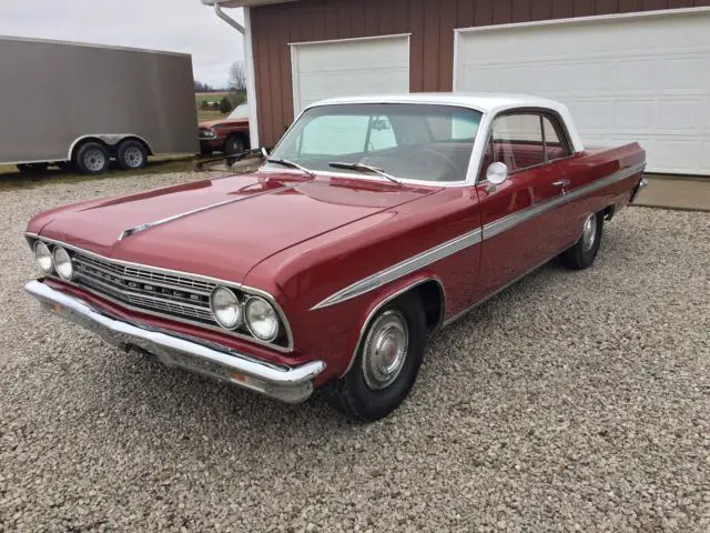 Oldsmobile f 85 jetfire