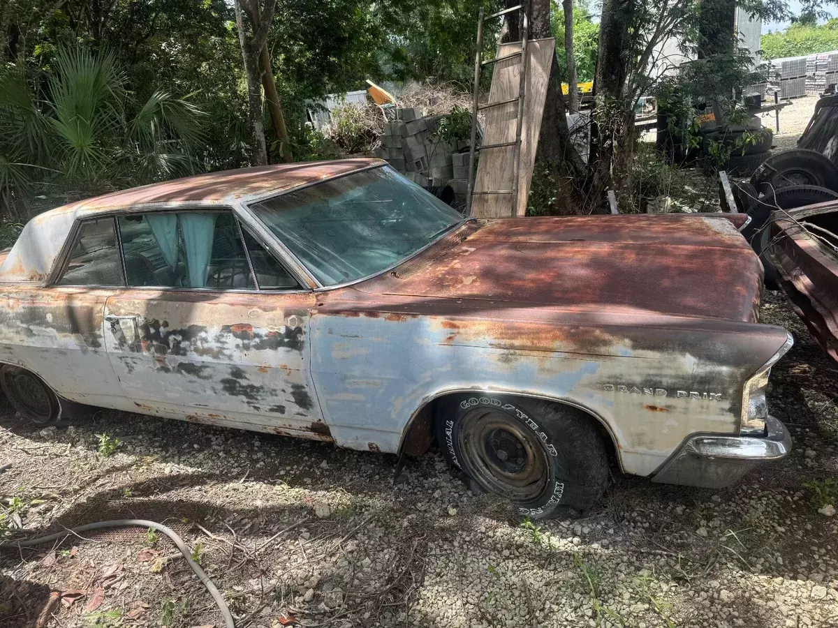 1963 Pontiac Grand Prix