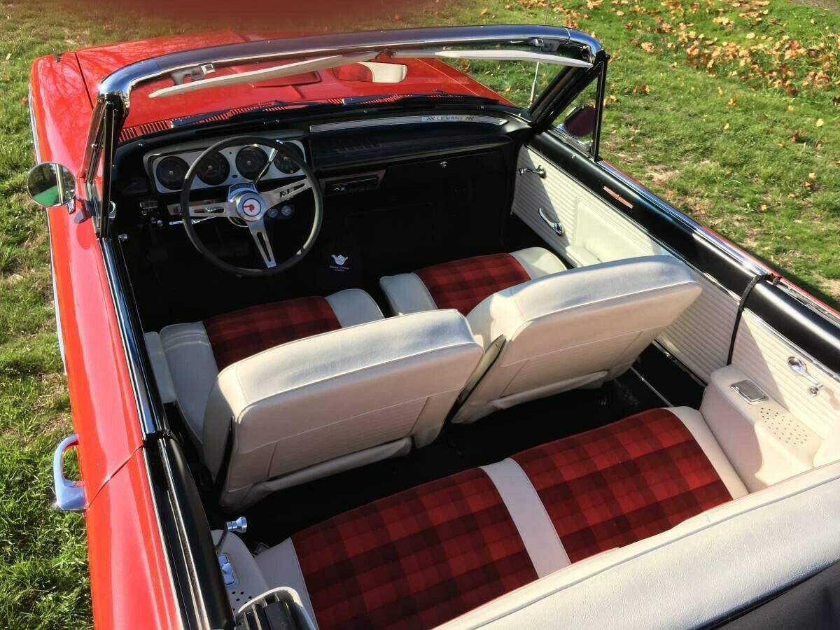 1963 Pontiac Le Mans 2-Door