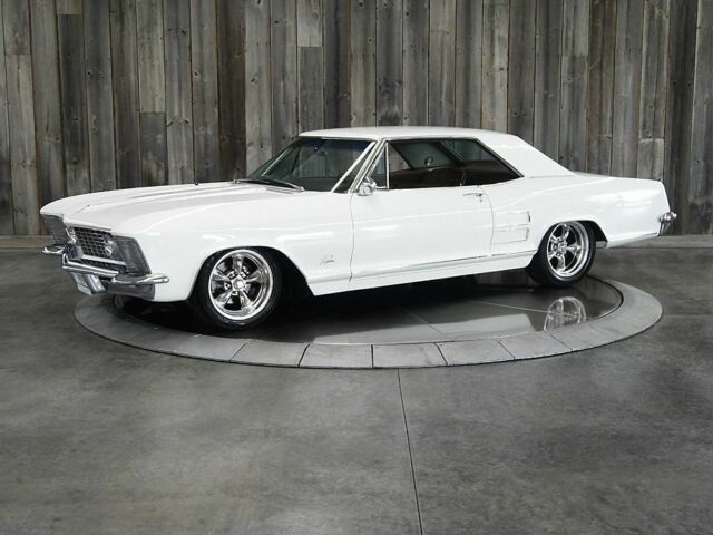 1963 Buick Riviera Restored New Paint New Front Disk Brakes Gorgeous