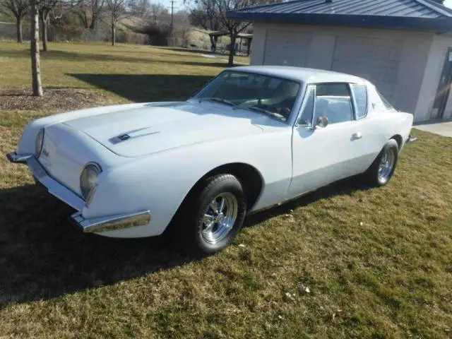 1963 Studebaker Avanti Avanti