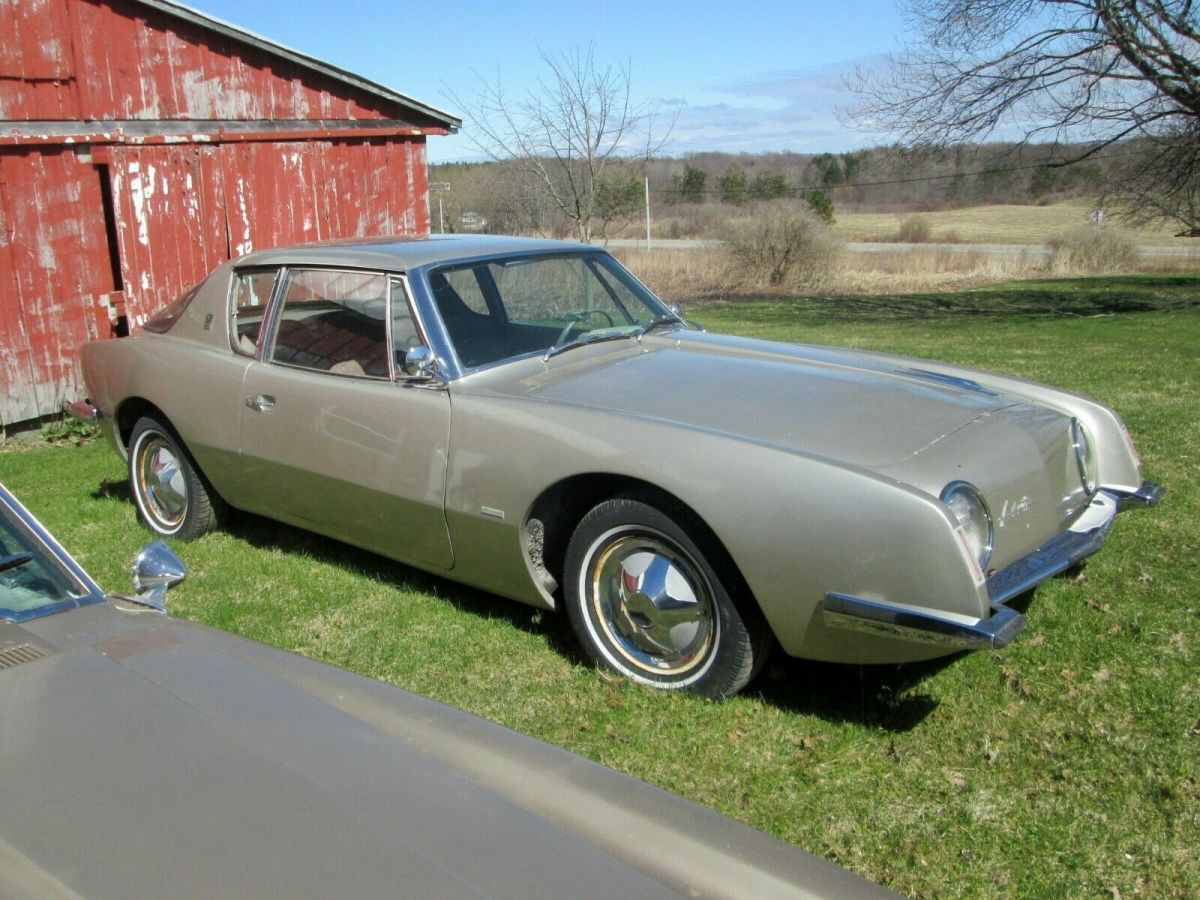 1963 Studebaker Avanti