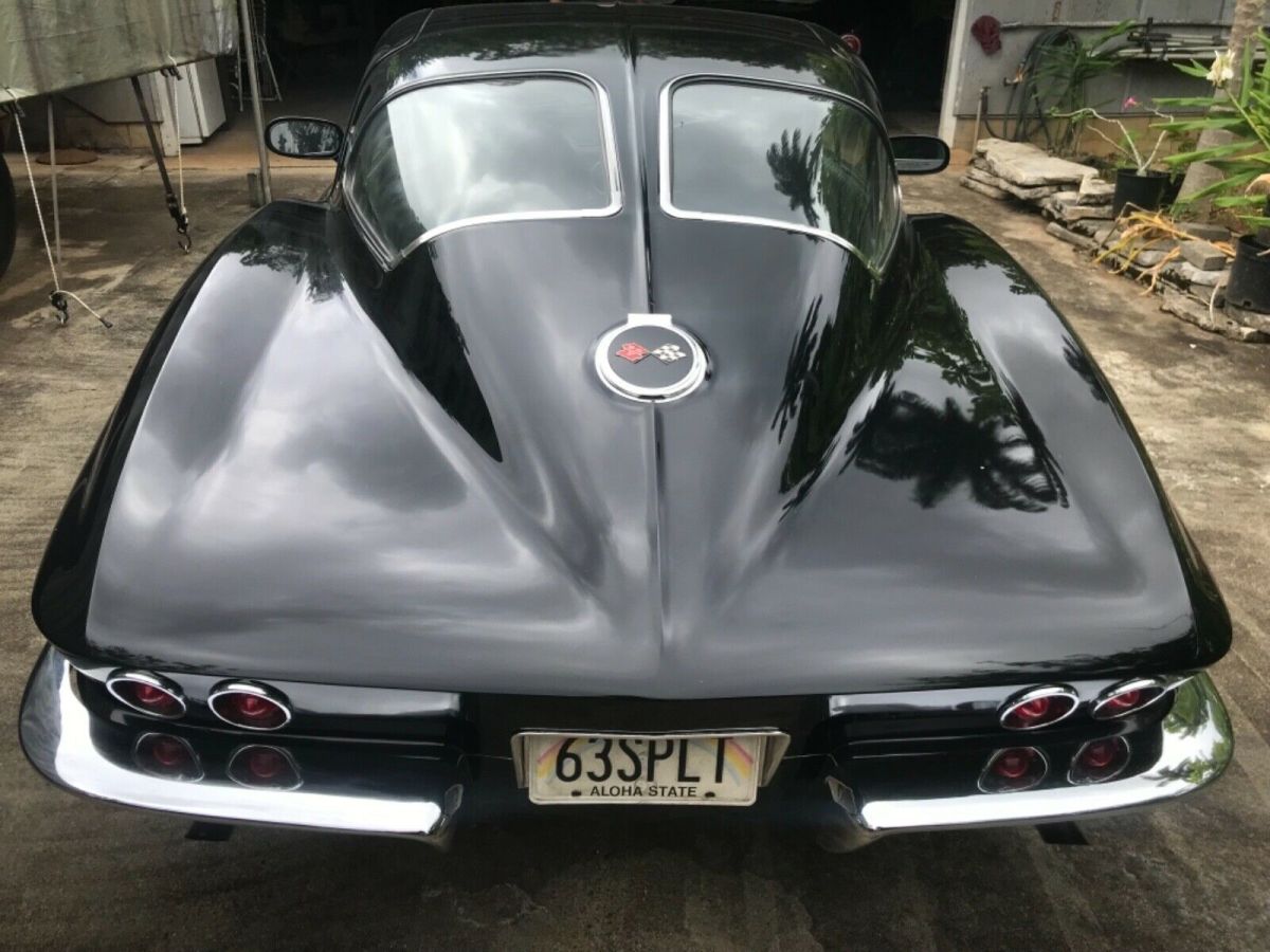 1963 Chevrolet Corvette stingray split window wide body