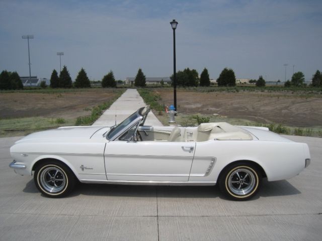 1965 Ford Mustang Convertible 4-speed