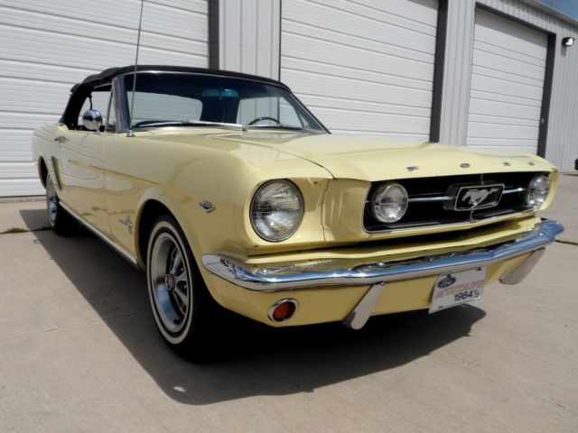 1965 Ford Mustang 289 V8 RALLY PAC 4 SPEED CONVERTIBLE