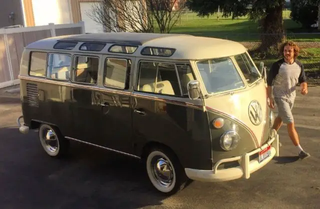 1964 Volkswagen Bus/Vanagon Deluxe