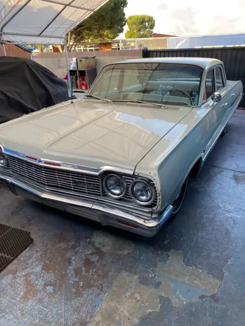 1964 Chevrolet Biscayne Automatic chrome