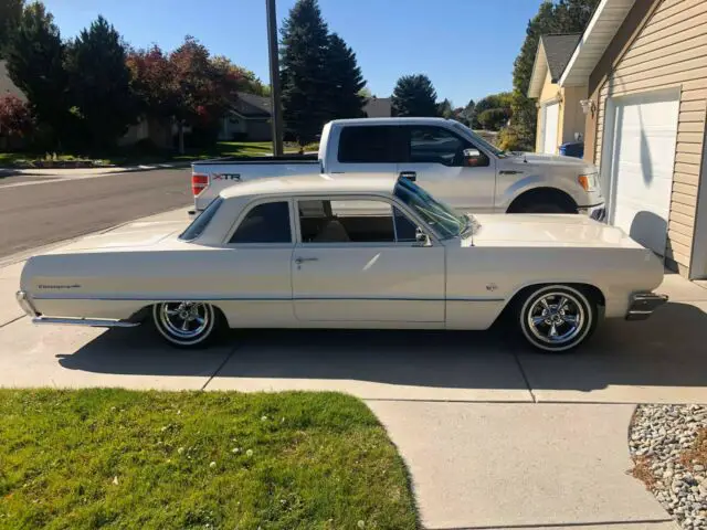 1964 Chevrolet Impala Biscayne