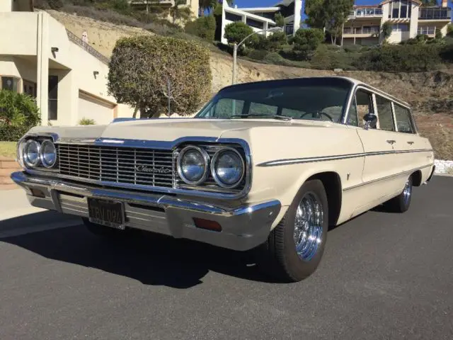 1964 Chevrolet Impala Station Wagon