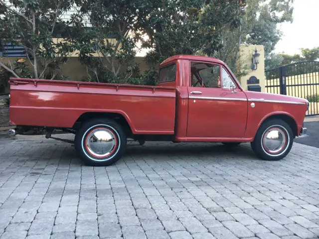 1964 Datsun L320 ORIGINAL CONDITION - REBUILT ENGINE - NEW INTERIOR