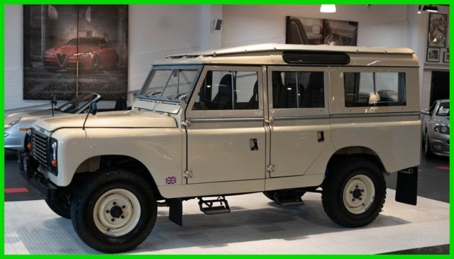 1964 Land Rover Defender