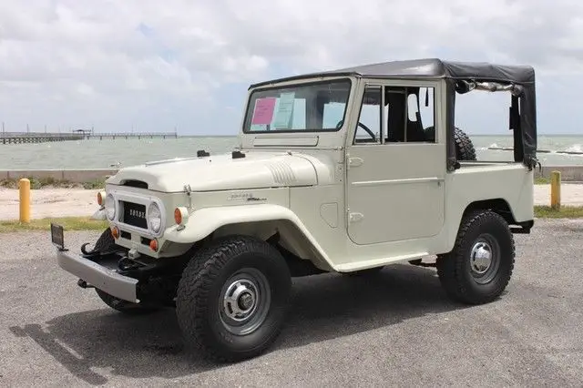 1964 Toyota FJ Cruiser FJ40L