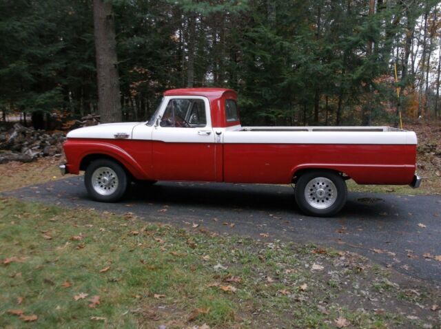 1964 Ford F-250 Flat Bed