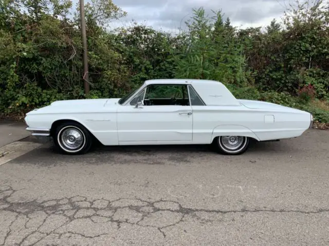 1964 Ford Thunderbird