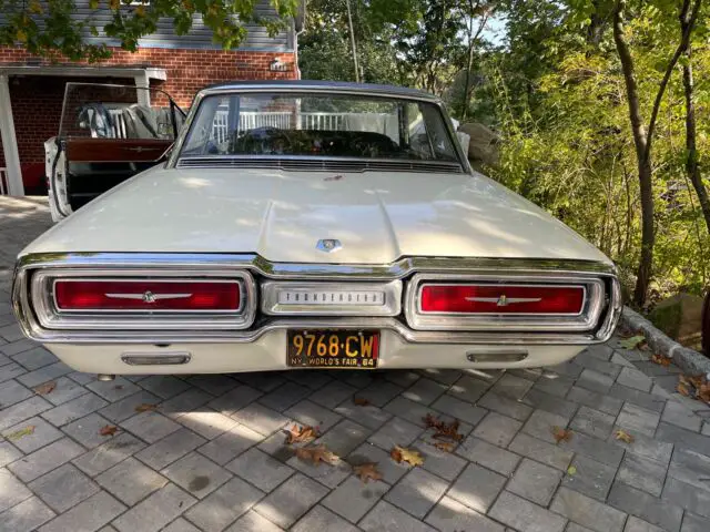 1964 Ford Thunderbird Landeo