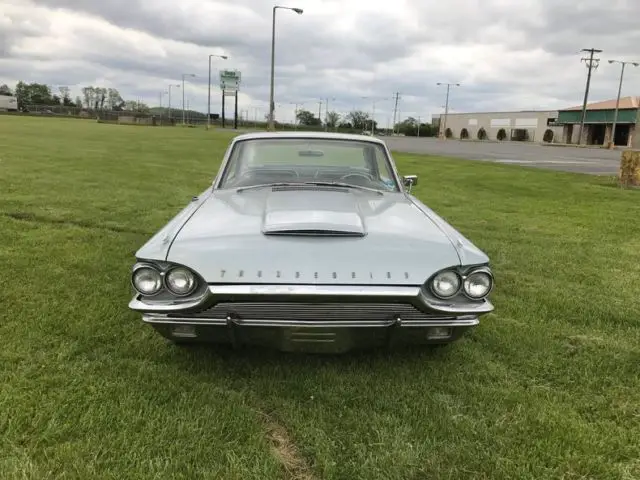 1964 Ford Thunderbird --