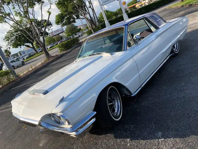 1964 Ford Thunderbird