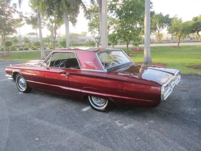 1964 Ford Thunderbird