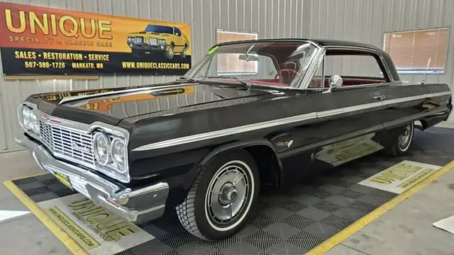 1964 Chevrolet Impala SS 2dr Hardtop