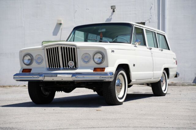 1964 Jeep Wagoneer