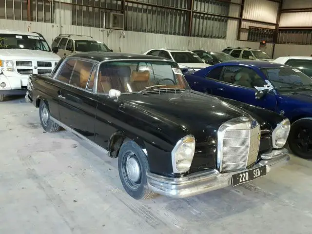 1964 Mercedes-Benz 220 European SEB  Leather Seats, Sunroof, AC