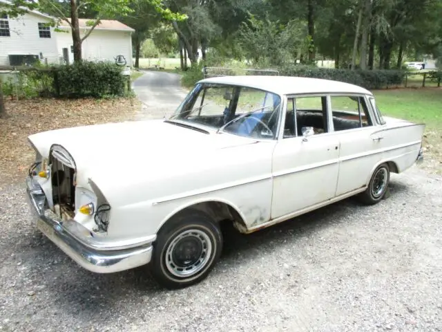 1963 Mercedes-Benz 200-Series