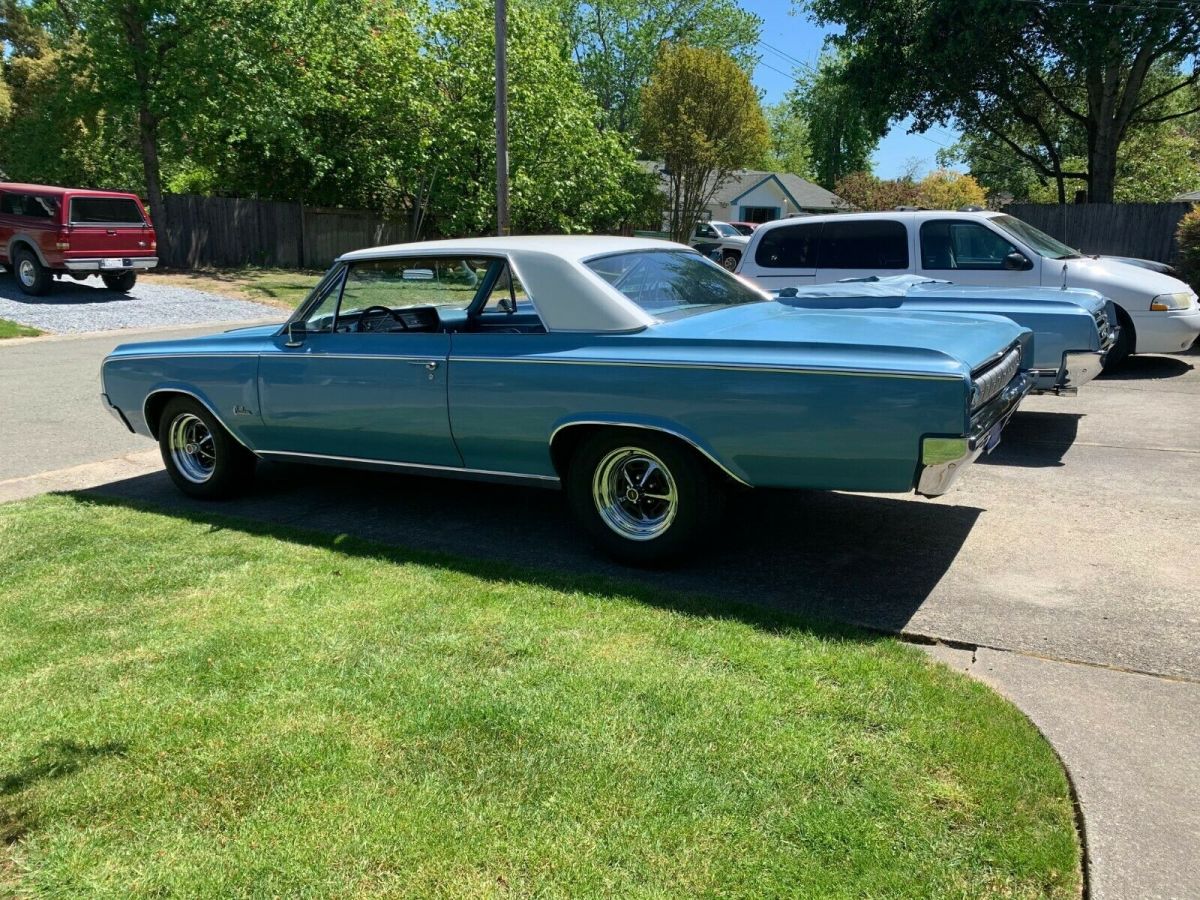 1964 Oldsmobile Cutlass