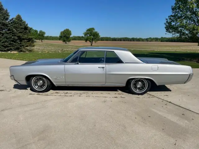 1964 Pontiac Grand Prix